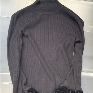 Women’s INC Turtleneck